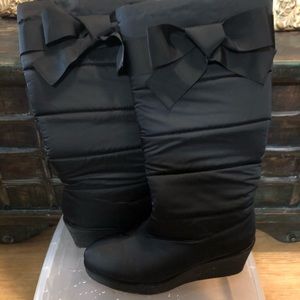 Kate spade winter snow boot wedge with side bow